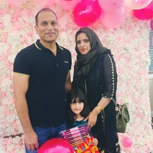 Meet your Posher, Mohd